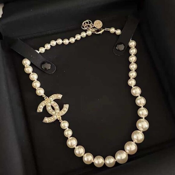 CLASSIC CHANEL 100TH ANNIVERSARY PEARL CLASSIC CC CHOKER NECKLACE Authentic - Picture 1 of 6